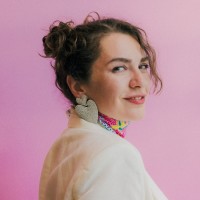 Lina Outri Email & Phone Number