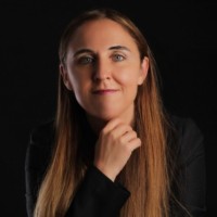 Ayse Consultant Email