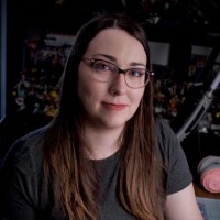 Emma Thomasson Email & Phone Number
