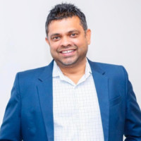 SriLankan Airlines Official Employee Dimuthu Tennakoon's profile photo