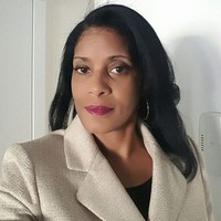 Freelance / Graphic Design Services Employee Phyllis Curry's profile photo