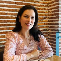 Andrea Garcés Email