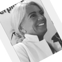 Astrid van Haaren ️ Email