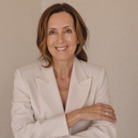 Andrea Burr