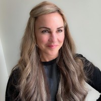 Dayna Perry Email & Phone Number