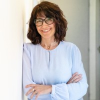Crowe Groupe Rocard Employee Charlotte Coiffu's profile photo