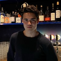 Hugo Mandix Email