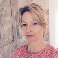 Melanie Burrows Email