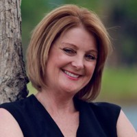 Jacquelyn Jones Email & Phone Number