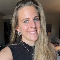 Network Adjusters, Inc. Employee Samantha Athenas's profile photo