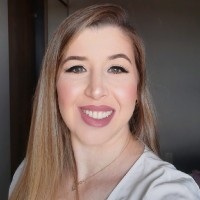 Mariana de Barros Sacchetto Email