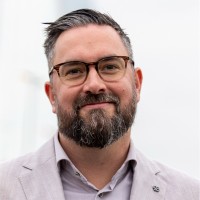 Guido van Veenendaal Email