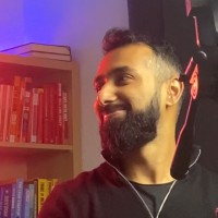 Vertrical Group Employee Moosa Shah's profile photo