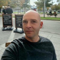Thomas Salzig Email