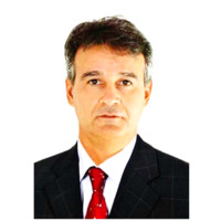 E-mail e número de telefone de Sebastião Pereira