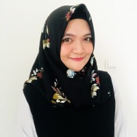 Listya Putri Deviana Email