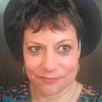 Ridleys Market Employee Wendy Thaut's profile photo