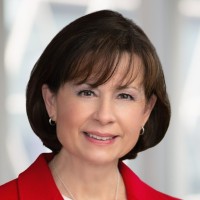 Various start-ups Employee Elizabeth Hawkins's profile photo