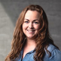 Ásta Gylfadóttir Email