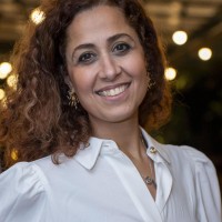 Renata Lara Email & Phone Number