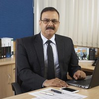 E-mail e número de telefone de Gourav Chaturvedi