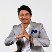 Discover the World - Global Employee Dilan Jayakody's profile photo