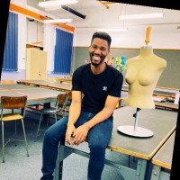 Kwanele Zungu Email