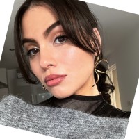 Alisia Damianou Email