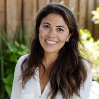 Color Employee Julia Elena Garces's profile photo