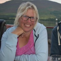 Fiona Moss Email & Phone Number