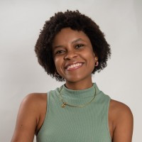 Amanda Melo Email & Phone Number