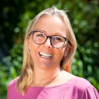 Claudia Kurbjuhn Email