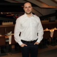 Amil Maksuti Email