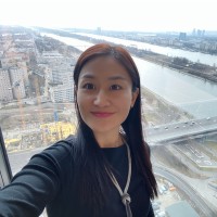 Yining Li Email