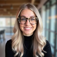 Craig Group Employee Randi Halbmaier's profile photo