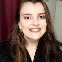 Link Translation Employee Cristiane Verenka's profile photo