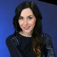 Cryptocurrency Advising Employee Pinji Frost's profile photo