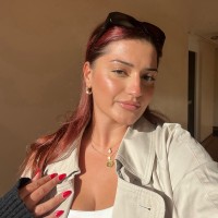 Cnetwork Employee Lorika T.'s profile photo