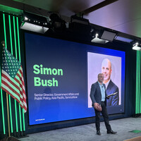ServiceNow Employee Simon Bush's profile photo
