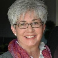 Vanessa Mavilia Email & Phone Number