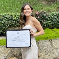 Paulina Giraldo Email