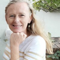 Helen Reynolds Email