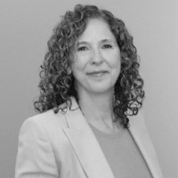 Lucy Lee Email & Phone Number