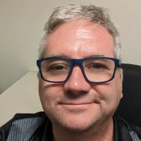 Lindsay Brown Email