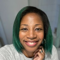 Jacqueline Elliott Email