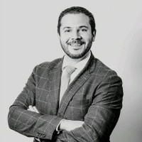 Eduardo de Medio Email