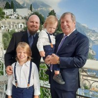 Utech Electronics Employee Chris Riley's profile photo