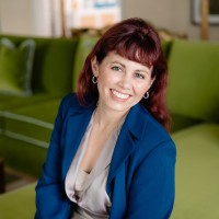 Regent Santa Monica Beach Employee Courtney Lohnes's profile photo
