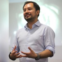 HelpWear Employee Juan Manuel López's profile photo