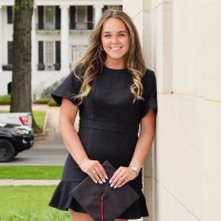 FiWyse Employee Jessa Sloan's profile photo